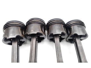 Píst K9K400 Nissan Note (E11) K9K400