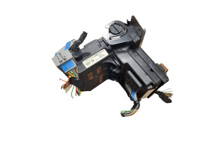 Блок предохранителей 30765149, 00006049036   Volvo S60    