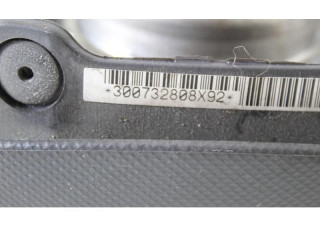 Подушка безопасности водителя 300732808X92 Daihatsu Sirion