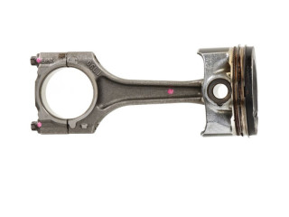 Шатун  06H198401D    Volkswagen Golf VII  