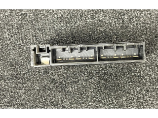 Pojistková skříňka 8264171010 Toyota Prius (XW30) 2012