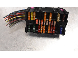 Блок предохранителей Volkswagen Transporter - Caravelle T5