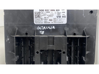 Блок комфорта 5Q0937086BR Skoda Octavia Mk3 (5E)