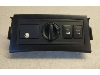 Блок управления редуктора коробки передач (раздатки) 5883160110, 15B060   Toyota Land Cruiser (J150)