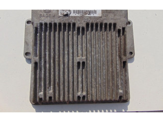 Блок управления двигателя 7700868295   Renault Twingo I