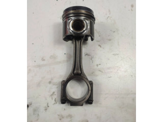  Поршень с шатуном  038J  Volkswagen PASSAT B6  