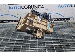 Блок предохранителей  82201FG000, 109944   Subaru Forester SH    