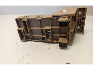 Блок предохранителей 82201FG000 Subaru Forester SH