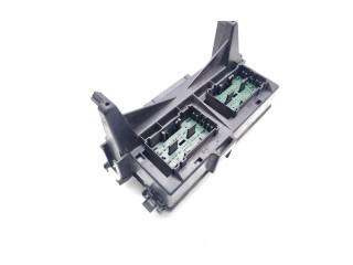 Блок предохранителей 04692087AB Jeep Commander