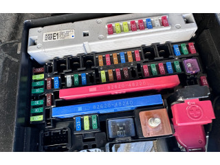 Ящик предохранителей (комплект) 8264448020, 63586093 Lexus RX 450H