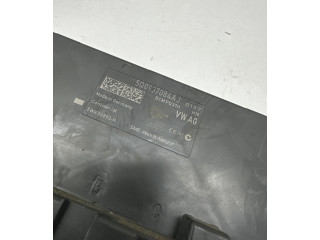 Блок комфорта 5Q0937084AJ Skoda Octavia Mk3 (5E)