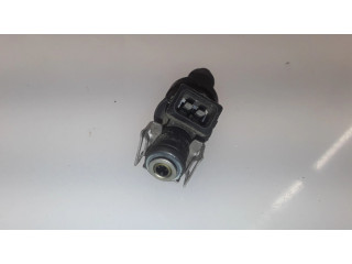 Vstřikovač 0280150441, 077133551G Audi A8 S8 D2 4D pro benzínový motor 4.2