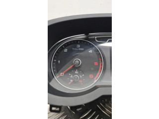 Панель приборов 8U0920990E Audi Q3 8U