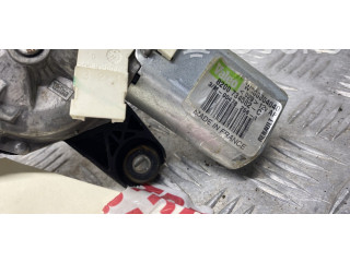 Моторчик заднего дворника 8200734582    Dacia Duster