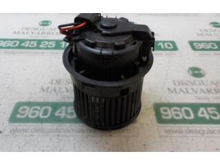 Вентилятор печки 1608182080 Peugeot 2008 I