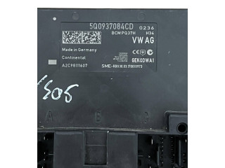 Блок управления 5Q0937084CD, A2C98111607 Skoda Octavia Mk3 (5E)
