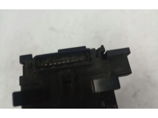 Ручка стеклоочистителей Mitsubishi Pajero