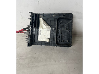   Pojistková skříňka 017183071, 1K0937125A   Volkswagen Tiguan 2009