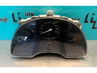 Přístrojová deska  Toyota Starlet (P80) IV 1993 8320010510, 1573100453  