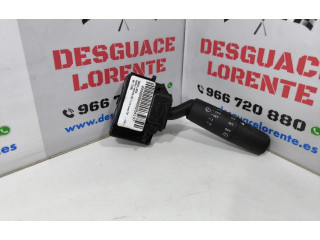 Ручка стеклоочистителей 17D682 Mazda 3 I