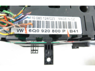 Přístrojová deska  Volkswagen Polo IV 9N3 2002 6Q0920800P  