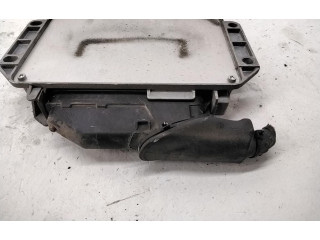 Блок управления впрыском 77001151160, 77001151160 Renault Clio I