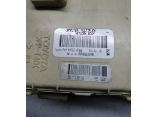 Блок предохранителей 892210F020   Toyota Corolla Verso AR10    