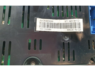 Панель приборов 3T1920841D   Skoda Superb B6 (3T)       