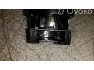 Aukšto dažnio garsiakalbis galinėse duryse