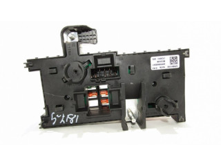 Pojistková skříňka A2059068501 Mercedes-Benz C W205 2016