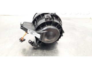 Вентилятор печки 2Q1820021A Skoda Kamiq