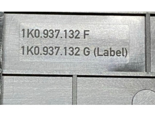   Pojistková skříňka 1K0937132F, 1K0937132G   Volkswagen Tiguan 2010