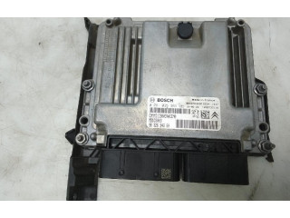 Блок управления двигателя 9832694380   Opel Combo E