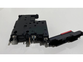 Pojistková skříňka A2075402750 Mercedes-Benz E A207 2011