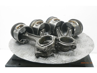  Поршень    Volvo V70  