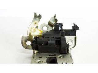 Замок задней крышки