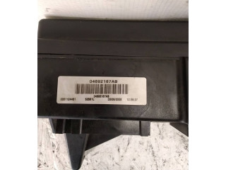 Блок предохранителей  04692167AB   Jeep Grand Cherokee (WK)    