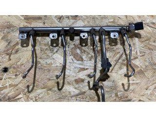 Vstřikovací lišta 7547600, 2956010 BMW 5 F10 F11 pro benzínový motor 4.4