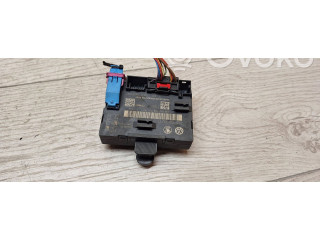 Блок управления дверью 7N0959792D, 7N0959792 Skoda Yeti (5L)