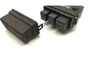 Блок предохранителей  PR071-01000, 8565AU89   Citroen C-Crosser    