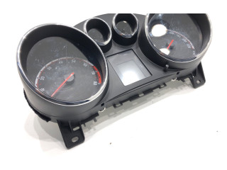 Панель приборов 13420499   Opel Meriva B       