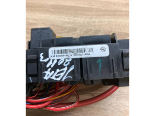 Блок предохранителей 102576021701, 5C0037819A Volkswagen Jetta III