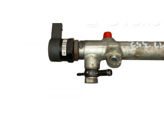 Vstřikovací lišta 0445214038, A6110780449 Mercedes-Benz Vito Viano W639 OM 646.982