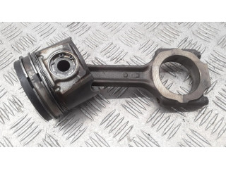 Píst B774, 939A1000   Alfa Romeo 159  pro naftový motor 1.9 939A1000 