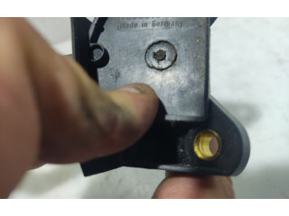 Ручка стеклоочистителей 1363015   Volvo 940