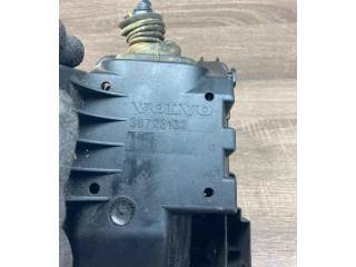 Блок предохранителей 30728132, 8690698   Volvo XC90    