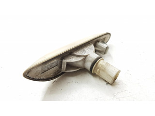 Поворотный фонарь крыла