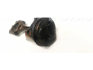 Поршень с шатуном Mitsubishi Carisma для бензинового двигателя 1.8