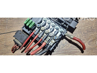 Блок предохранителей 1j0937550 Audi A3 S3 8L