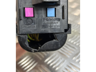 Блок предохранителей 5J093737615C Skoda Fabia Mk2 (5J)